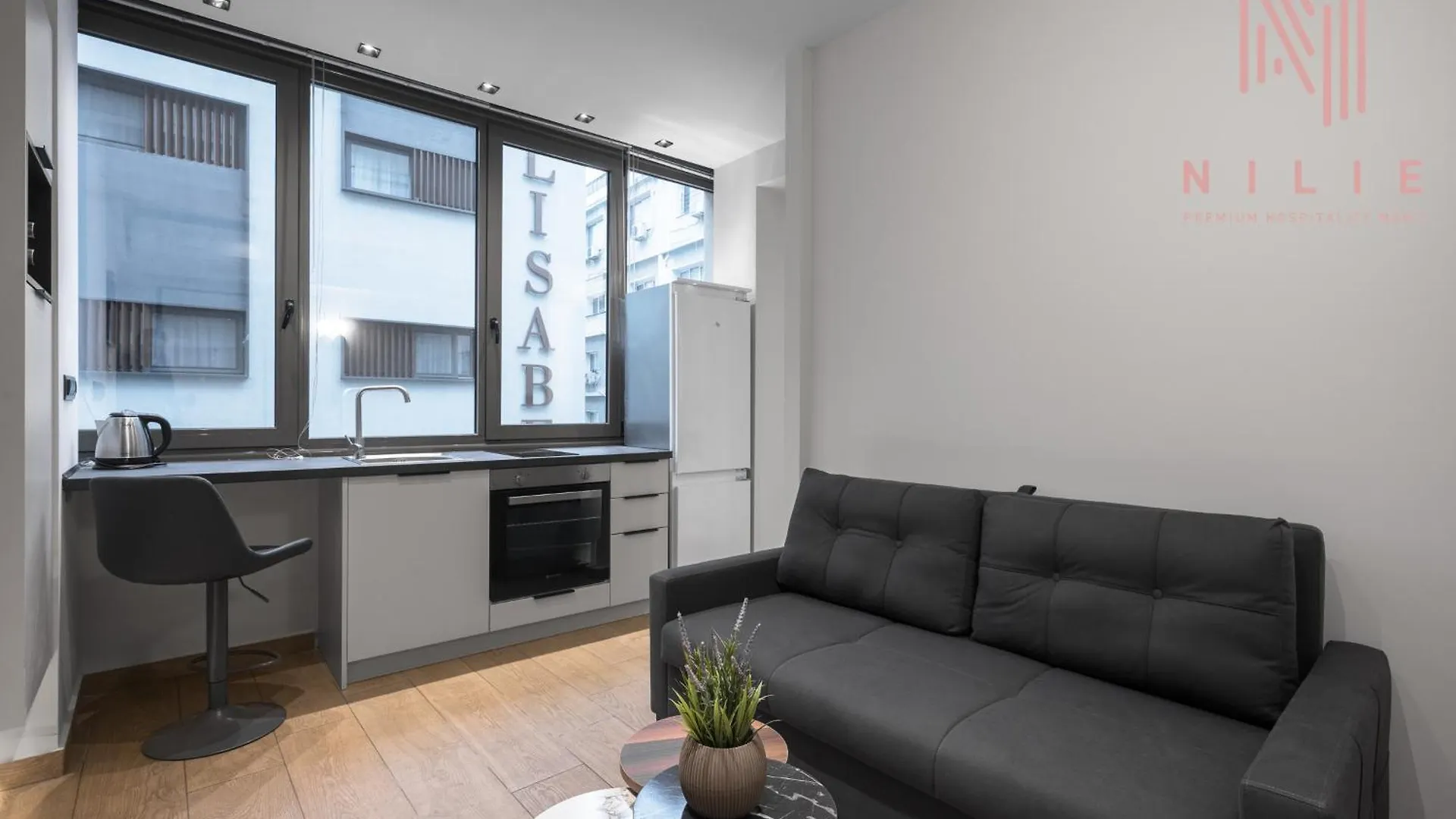 Vellow Door, Nilie Hospitality Mgmt Thessaloniki