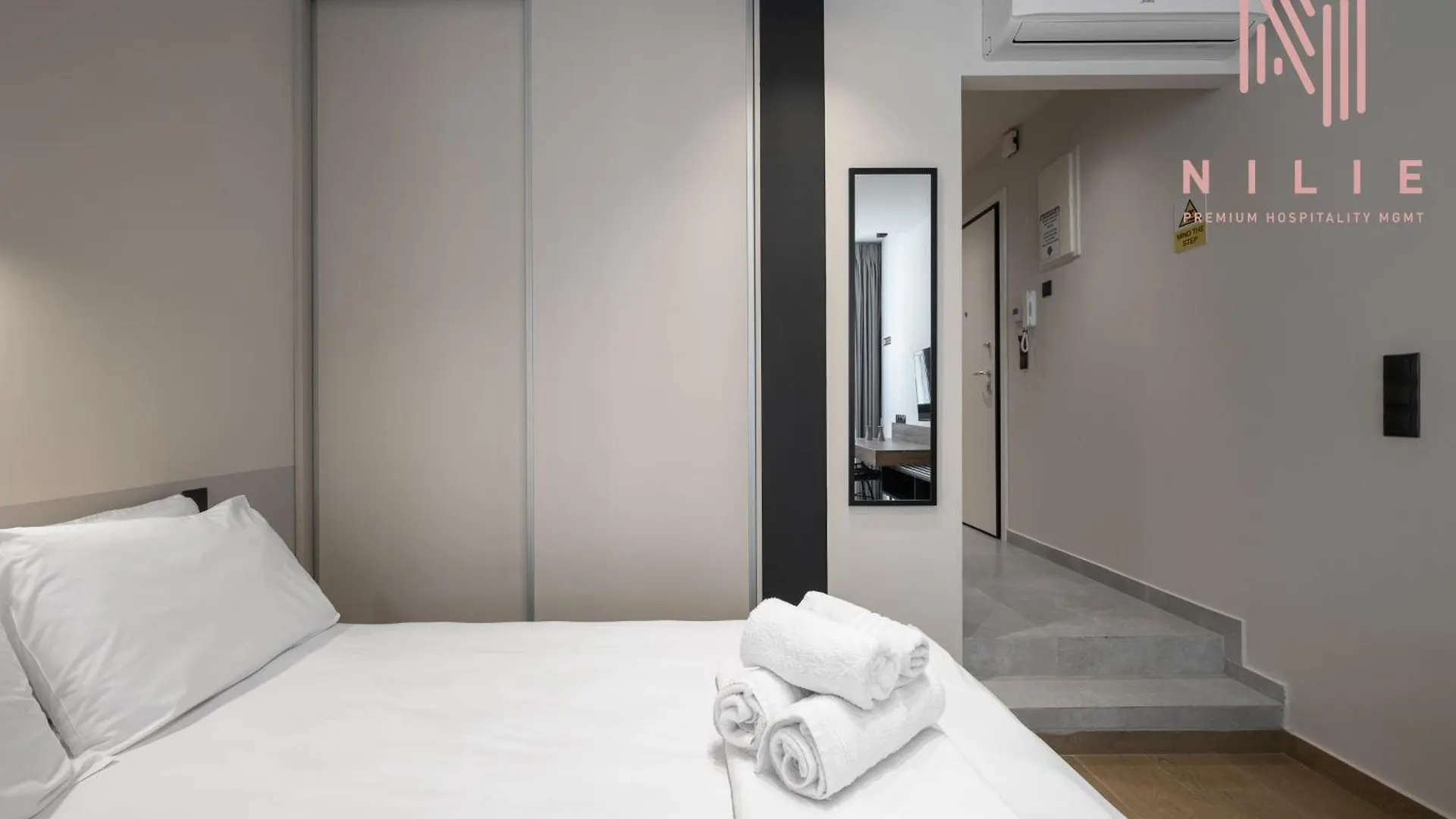Vellow Door, Nilie Hospitality Mgmt Soluň Řecko