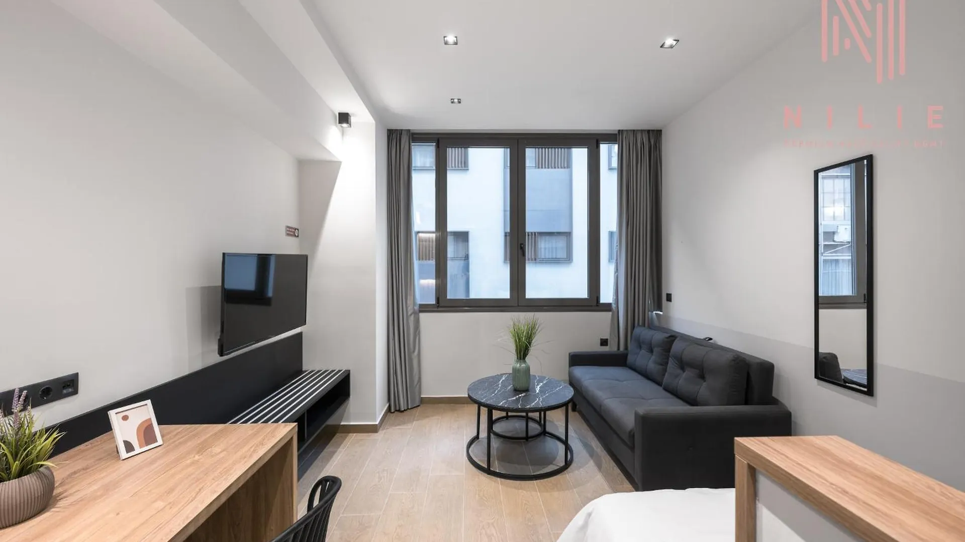 Vellow Door, Nilie Hospitality Mgmt Soluň Apartmán