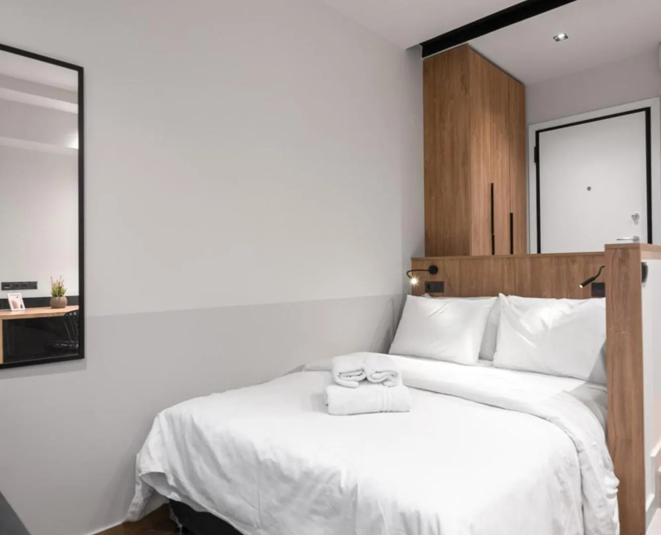 Vellow Door, Nilie Hospitality Mgmt Soluň 0*,